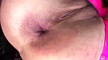 i get whipped durin the threesome anal dp and moan so loud