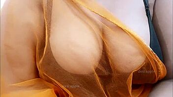 Desi hot girlfriend banging wild with friend tonight!