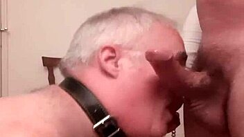 Master Sébastien fucks my mouth in gay scene.