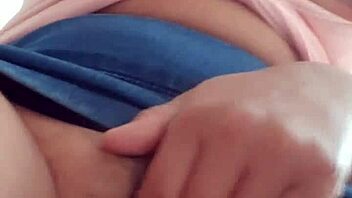 i masturbate my hairy pussy so good