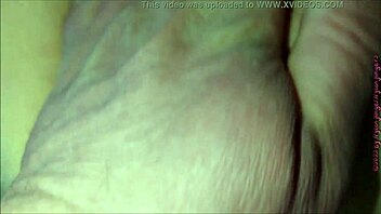 Close up and personal, a hot date with a mature woman