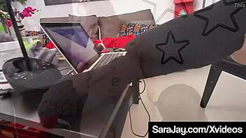 i'm thick pawg milf sara jay mouth fucking this cock on webcam, it's so huge