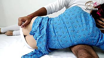 Hey, check out this homemade indian couple sucking and fucking close up!