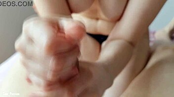 Relaxing massage session with intense handjob and cumshot