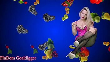 Gay Slut in Fishnets Gets Anal Assfucking with Feet Fetish