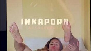 Hot Webcam Girl Shows Off in Live Session