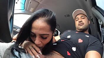 Loupan cums in my pussy following intense oral sex