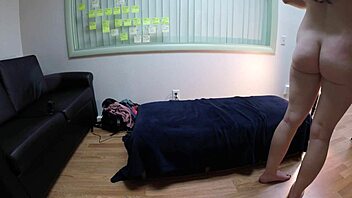 Gigi Breeze in sexy casting interview, left 4! 😘