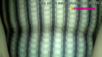 Meget Luderagtig Kone I Lingeri, Forført Af Sin Elsker