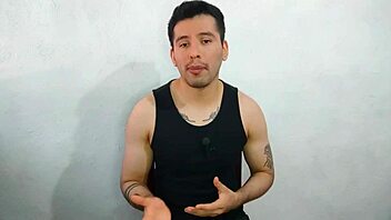 Jovencito Twink De 21 Años Le Da Sexo Oral A La Polla Enorme Gruesa Del Tío De Su Mejor Amiga Se Come Su Leche Relato Sexual