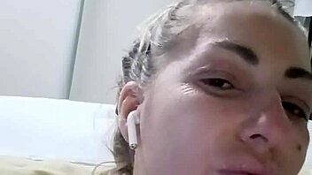 Juliafontanelli, you're masturbating in the hospital!