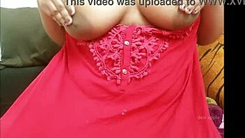 Intensely horny Desi bhabi shows off her sexy boobs and tits.