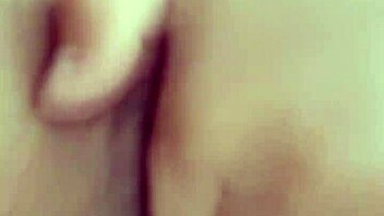 i masturbate my hairy pussy so good