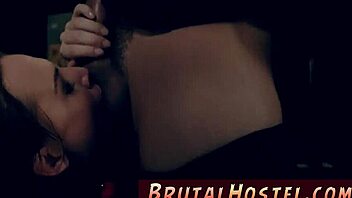 Hej, kolla svart Aidra Fox och Kharlie Stone i intensiv bondage