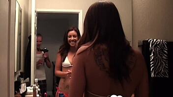 Taking nudes of her turned into horny blowjob and hard doggystyle fucking