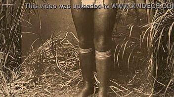 Experience a wild night in a Moorish harem with vintage flair.