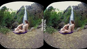 Yanks VR presents hottie lesbian Sierra masturbating outdoors in softcore bliss.