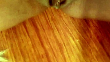 Morning Squirt Alert! Ebony Babe Goes Wild!