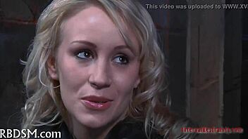 Sexy Slaves Tease and Please With Wild Oral Action