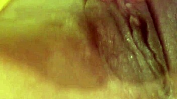 Morning Squirt Alert! Ebony Babe Goes Wild!