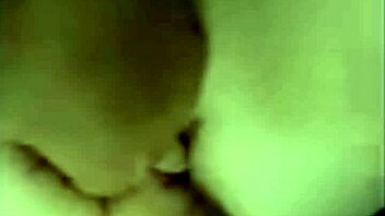 I love watching my wife masturbate and finger her pussy