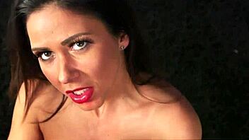 Gorgeous Uk Milf In Stockings Facialized