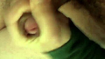 Wow, Japanese Amateur Masturbates In Morning Toilet And Cums!