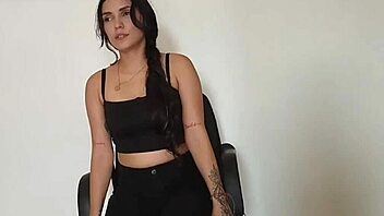 I am so hot in this job interview, screaming for my friend girlfriend