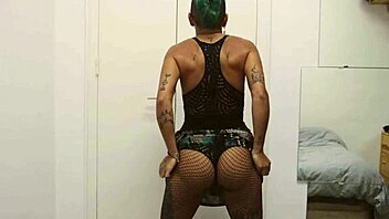 Tattooed Girl Rips Clothes Off in Teasing Striptease