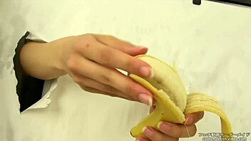 Crush That Banana With Messy Hand Fetish!