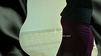 Tamil Maid Sreelatha Sucks Owner's Cock While Wife's Away