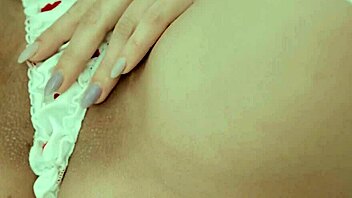 Watch me get an early orgasm at Beauty-Angels!