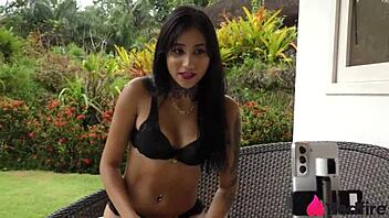 Diana Invites Guy For Bareback Riding, Licks And Cums