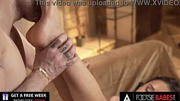 footsie babes - hot teen lana roy gets her pretty feet covered after intense play