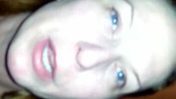 Mature woman sucking cock and getting fucked hard?