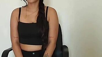 I am so hot in this job interview, screaming for my friend girlfriend