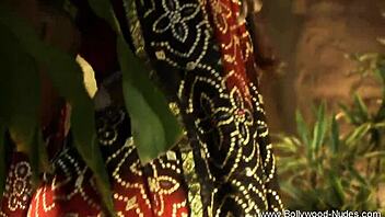 True seduction from erotic india