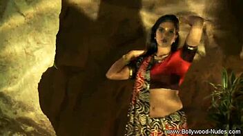 True seduction from erotic india