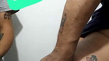 Jebem se sa čuvarom u zadnjoj sobi, ups!