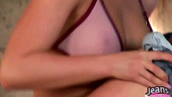 Peek Under Jeans Fetish