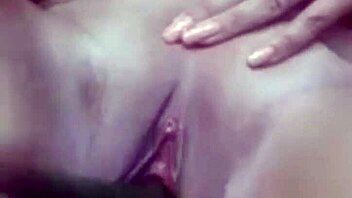 i'm pounding my pussy with a cucumber hard