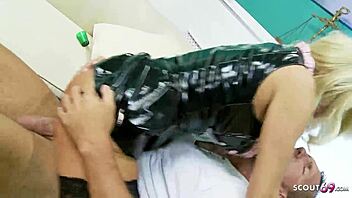 Mature Michelle Thorne's Emotions In Rough Nurse Latex Fucking