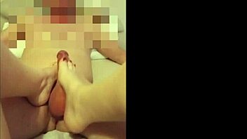 Does this sexy milf give an awesome footjob?