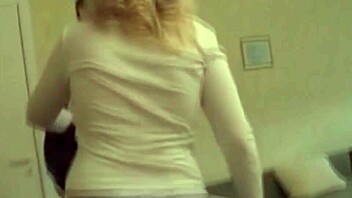 Check out this hottest amateur mature lady