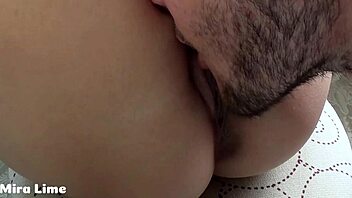 close up eating pussy until she cums dripping orgasm