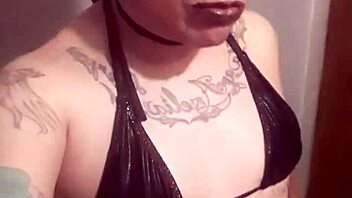 Hey, check this sexy sissy out!