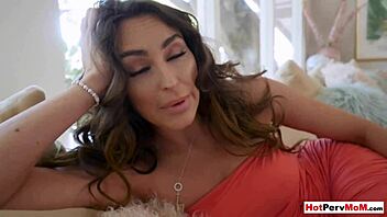 my busty milf stepmom gets special attention on her pussy