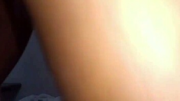 Preta gozando na pau com big tits e blowjob
