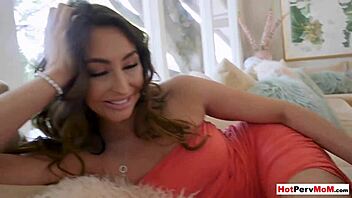 my busty milf stepmom gets special attention on her pussy