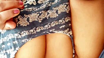 indian college teacher flaunts big tits 😍